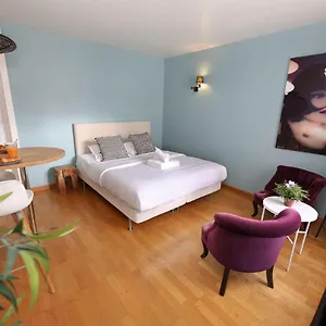  Appartement 402 -studio Elegant Et Confortable A 5 - Flat-guest